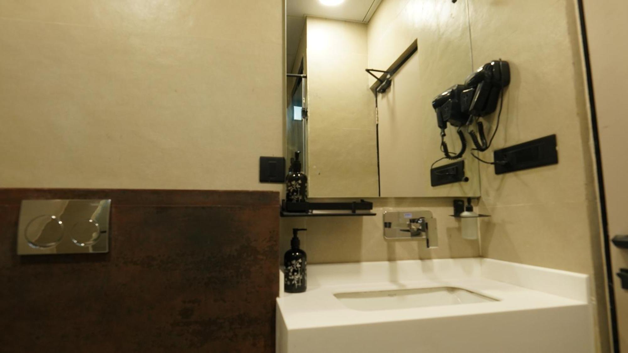 Aquila Grand Suites - Noida Sector 136 Екстер'єр фото