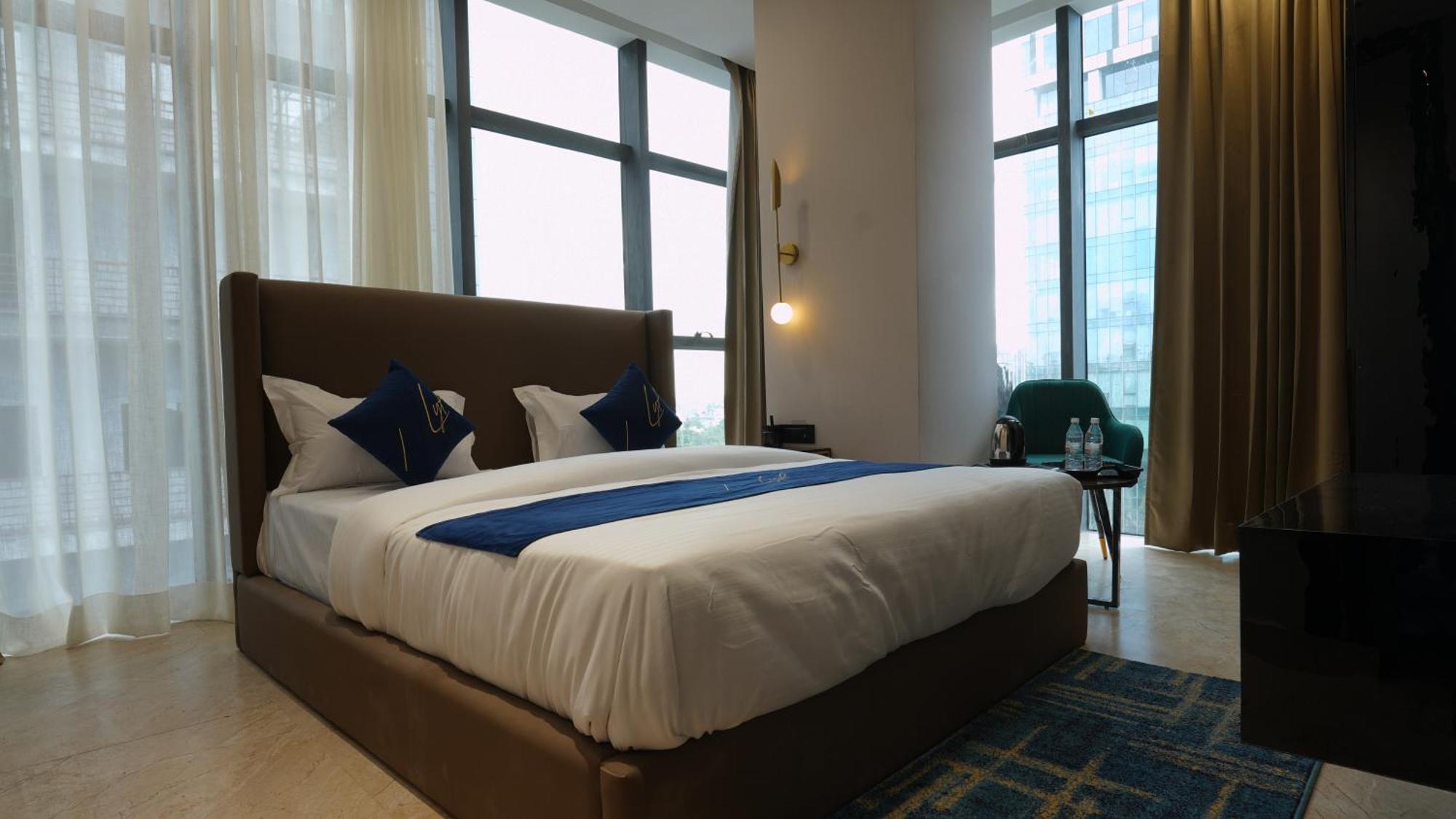 Aquila Grand Suites - Noida Sector 136 Екстер'єр фото